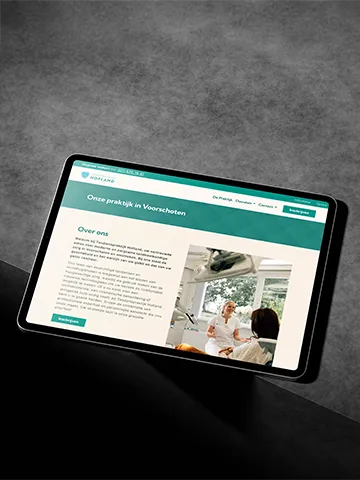 Tandartspraktijk Hofland - <p>De meeste tandarts websites zijn koud, saai en kil. Wij werden daarom erg enthousiast toen wij van Tandartspraktijk Hofland de opdracht kregen om een nieuwe sfeervolle website te realiseren. Met pasteltinten en patronen die passen bij de inrichting van de praktijk worden bezoekers op hun gemak gesteld en dankzij fotografie van Geke Bosch hadden we de perfecte foto's voor een stukje storytelling voor nieuwe patiënten. De website is goed beveiligd, want dat is belangrijk in de zorg en kan toch gemakkelijk aangepast worden met een gebruiksvriendelijk CMS.
</p><p><br></p><p>
</p>